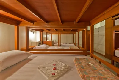 Bett im gemischten 10-Bett-Schlafsaal — Neptune's Villa